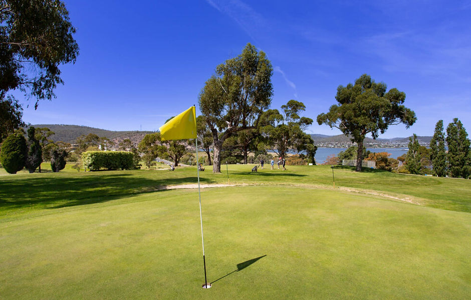 New-Town-Bay-Golf-Club-9-980x654.jpg